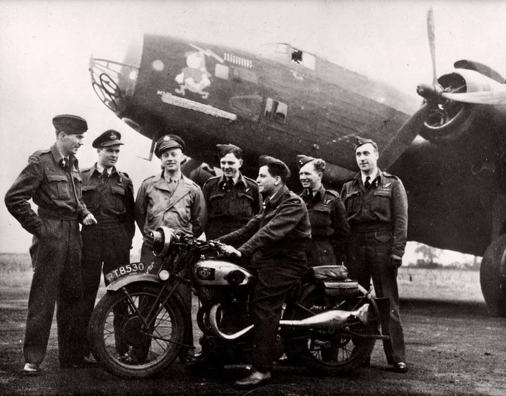 Billy and his crew. Photo courtesy of Billy Bessent